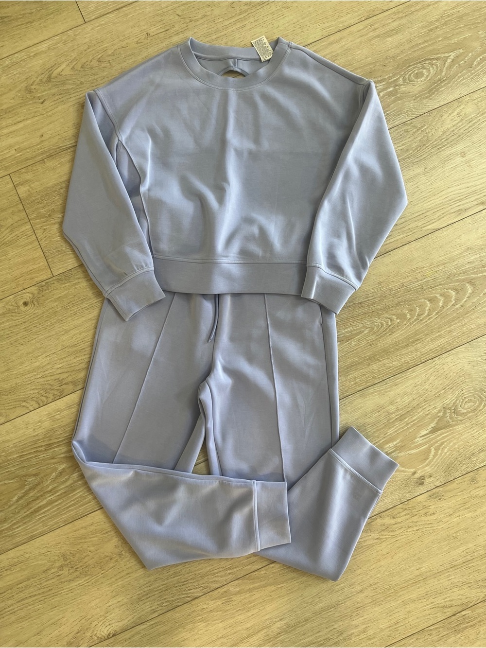 ALL IN MOTION Lavender Lounge Set Sweatshirt & Joggers Size S